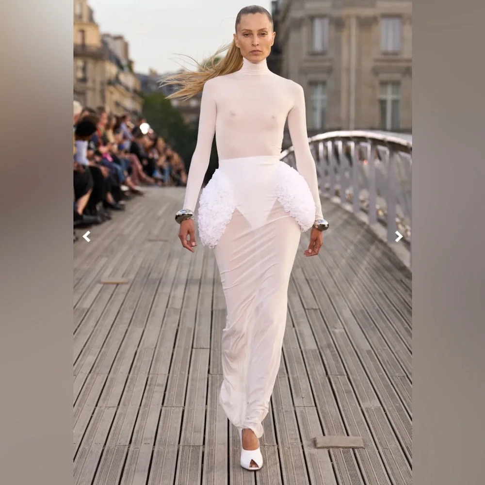 BNWT Alaia Spike 55 Leather Peep-Toe Mules in White Size 38 - Picture 10 of 10